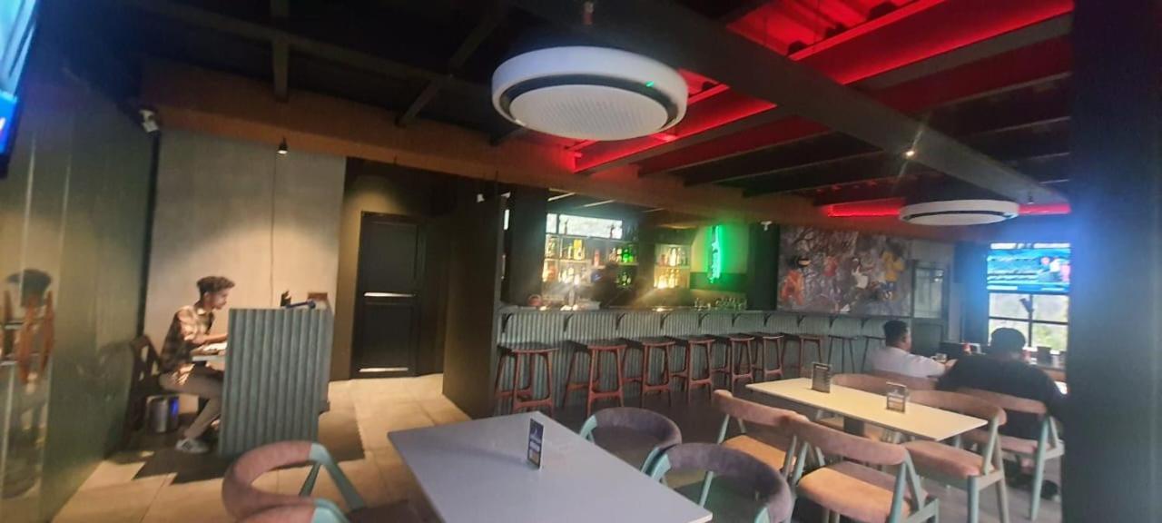 Prayana Hotels Kochi Dış mekan fotoğraf