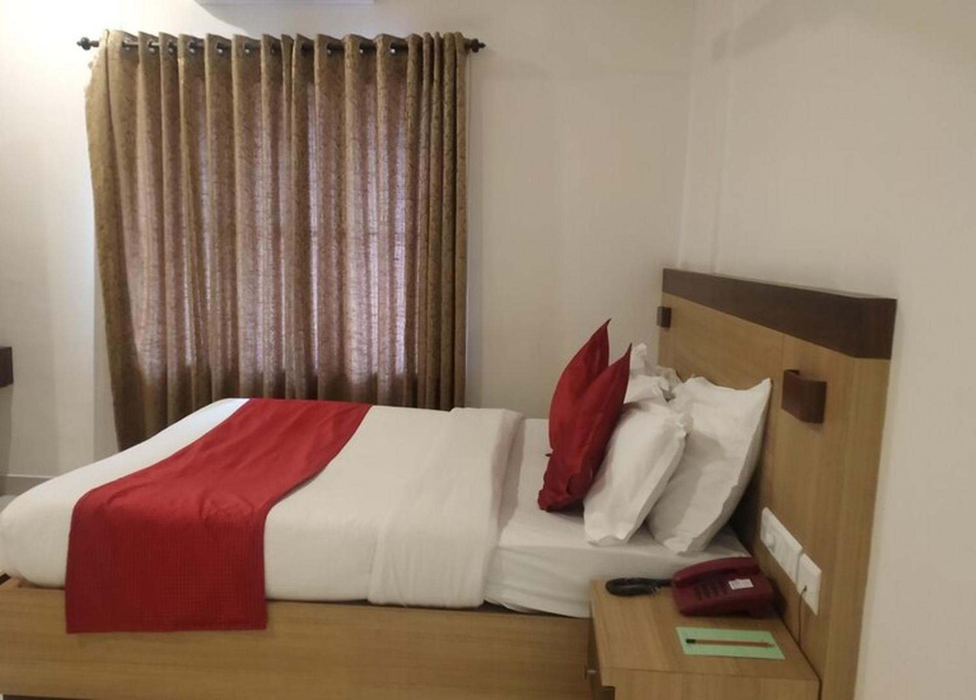 Prayana Hotels Kochi Dış mekan fotoğraf