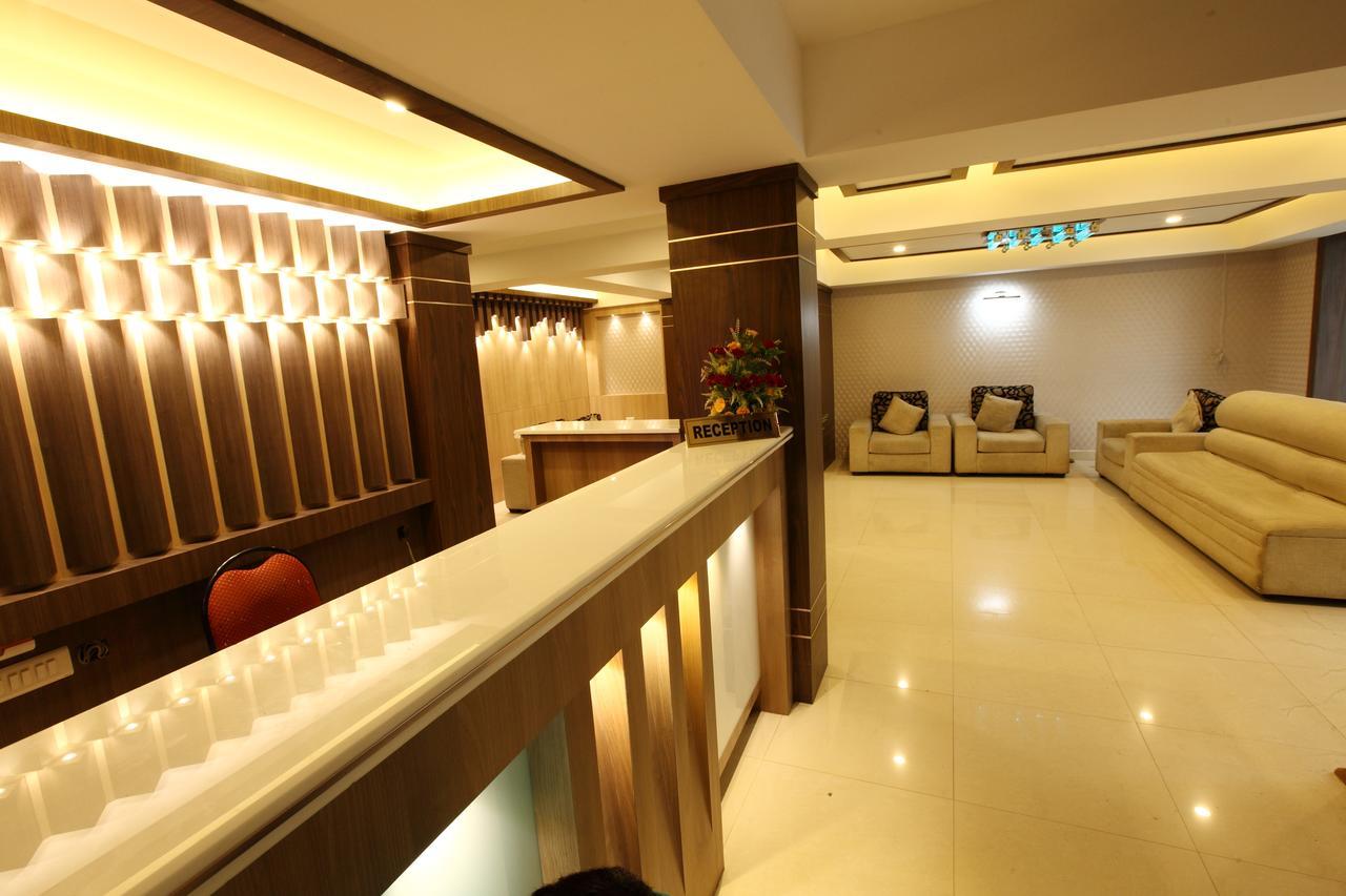 Prayana Hotels Kochi Dış mekan fotoğraf